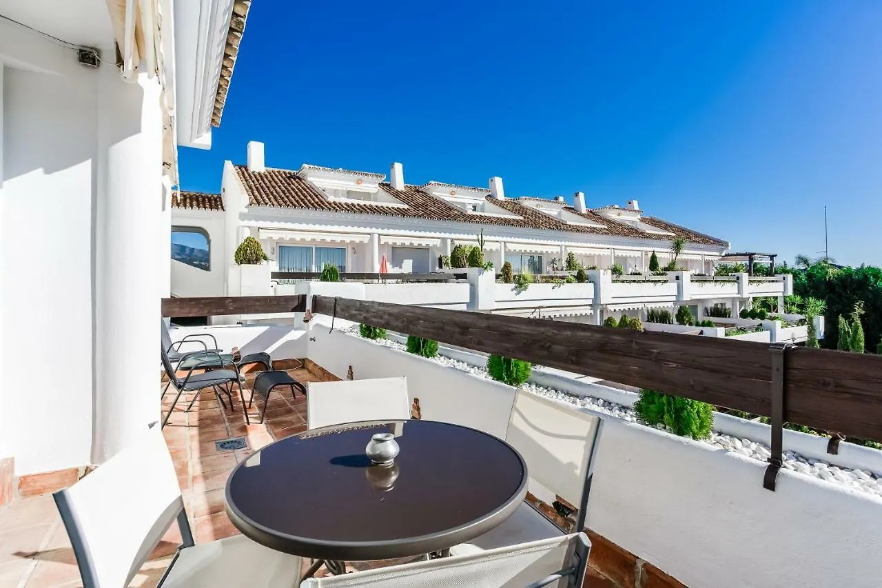 Apartment Kennedy Towers - Aloha Mirasierra Hotel Marbella