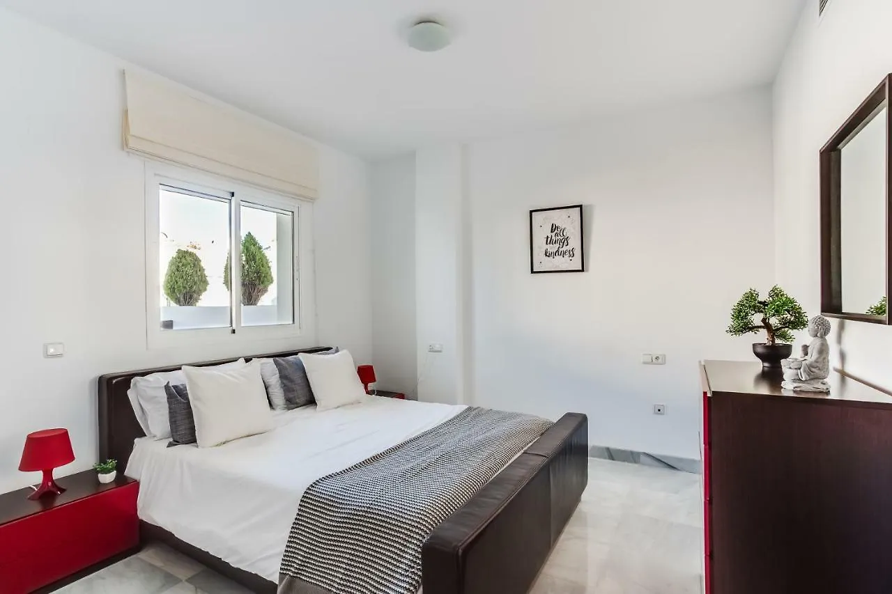 Kennedy Towers - Aloha Mirasierra Hotel Marbella 0*,